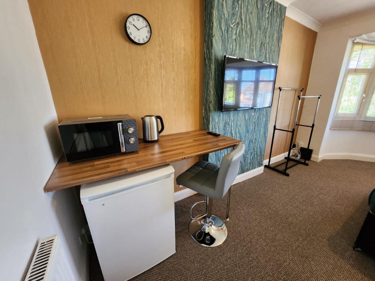 Solihull Shared House Acocks Green エクステリア 写真