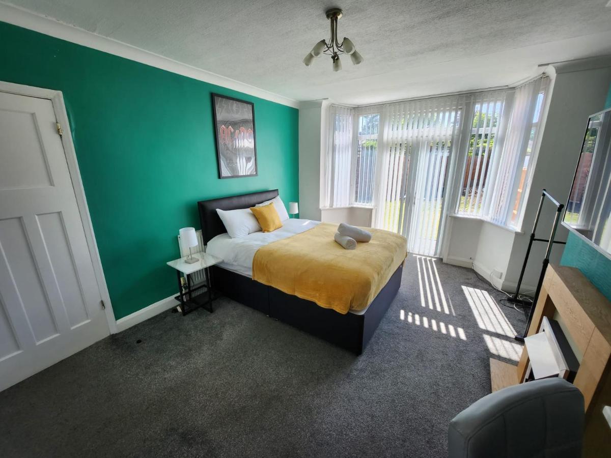 Solihull Shared House Acocks Green エクステリア 写真